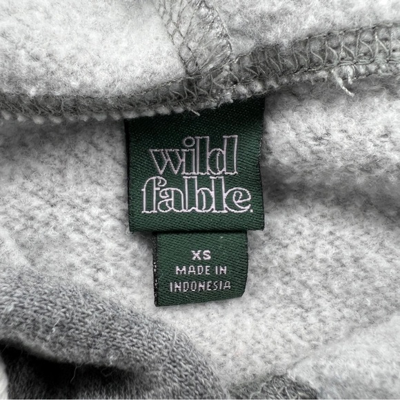XS Wild Fable Grey Cropped Hoodie Soft Stretch Casual Athletic Roomy Fit - Picture 5 of 6